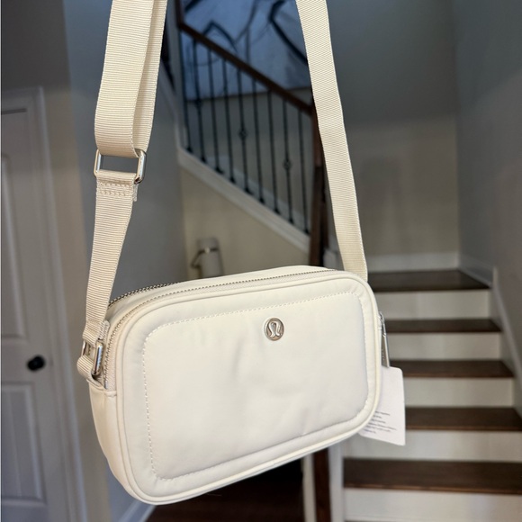 lululemon athletica Off-White Crossbody Bag - Picture 3 of 3